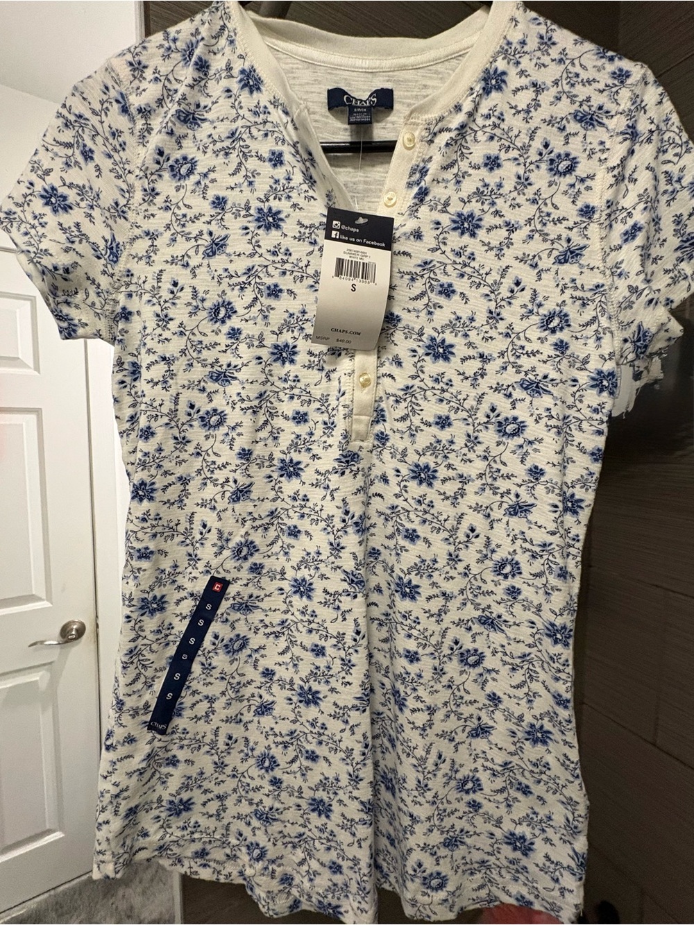 NWT Chaps White Top with Blue Floral Design